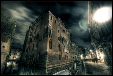 Night-walk in Venice