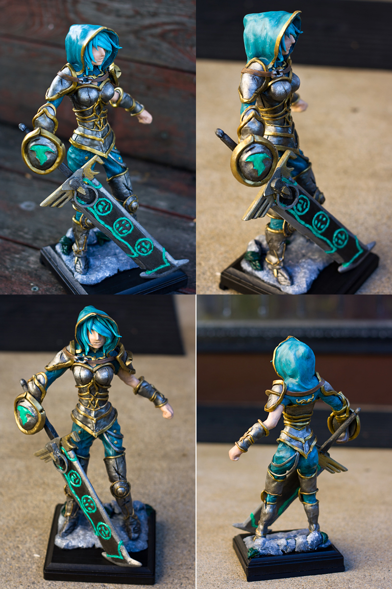 Riven Sculpture/Figure (LoL)