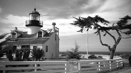 Light house BW