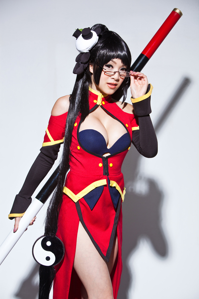 Litchi Faye Ling Cosplay Stare