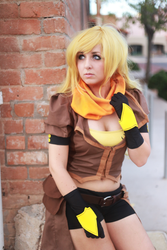 Yang Xiao Long