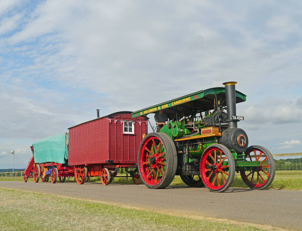 Traction Engine and Trailers by Party9999999 on DeviantArt