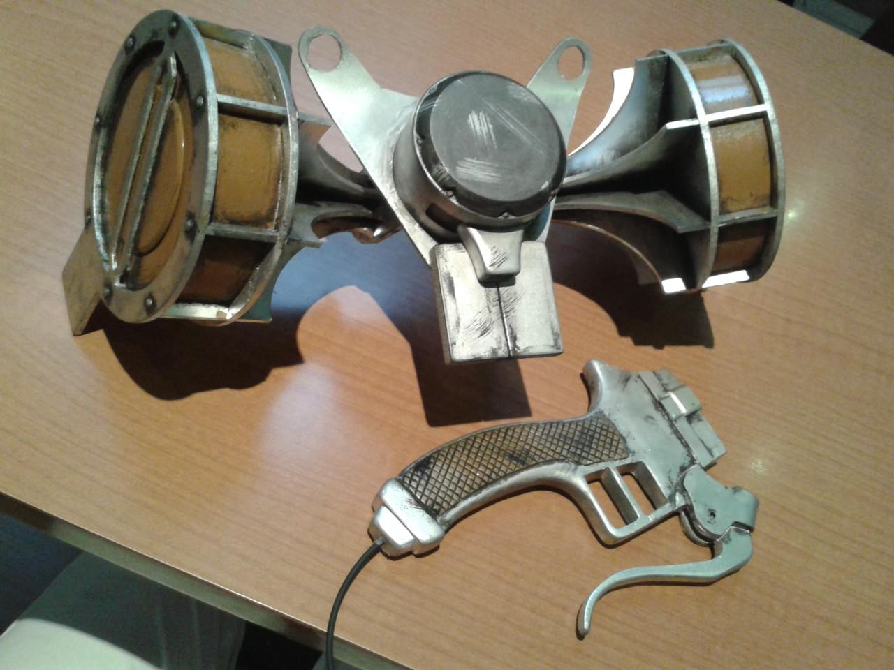 3d Maneuver Gear Back And Handle By Menteausente On Deviantart