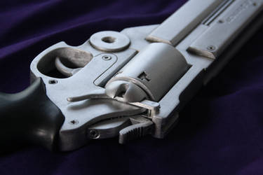 Vash's gun - Trigun (Details)