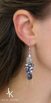 Silver cluster earrings with pearls