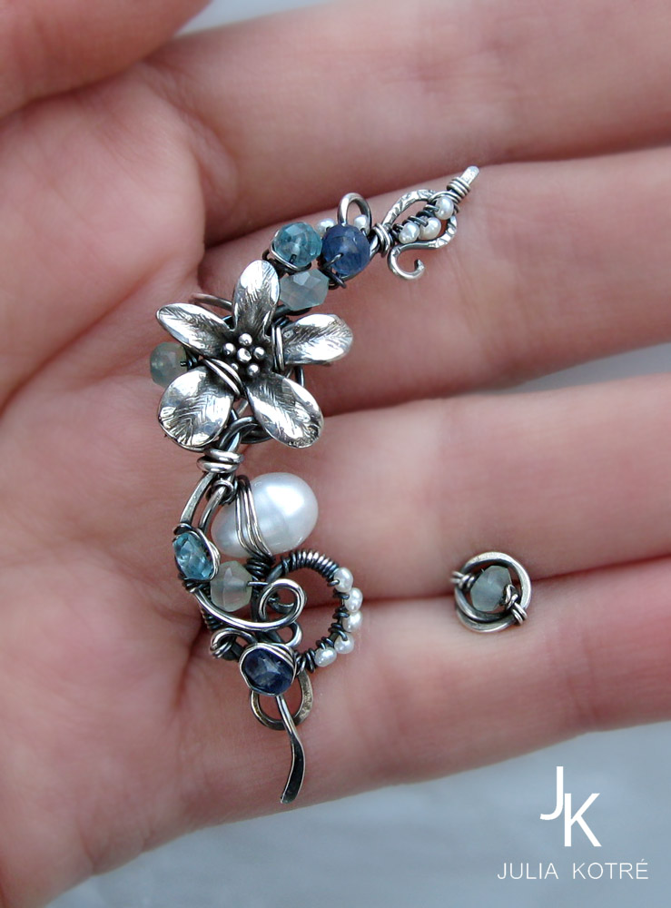 Silver ear cuff and stud Caribbean flower