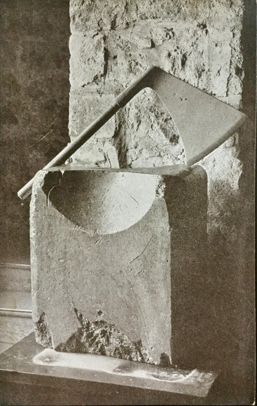 Exercution Block Tower of London - Execution Block and Axe by Yesterdays-Paper on DeviantArt