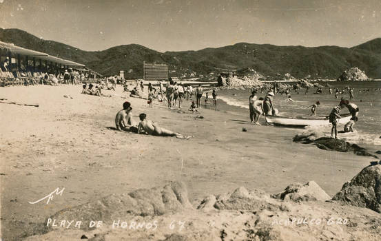 Hornos Beach, Acapulco