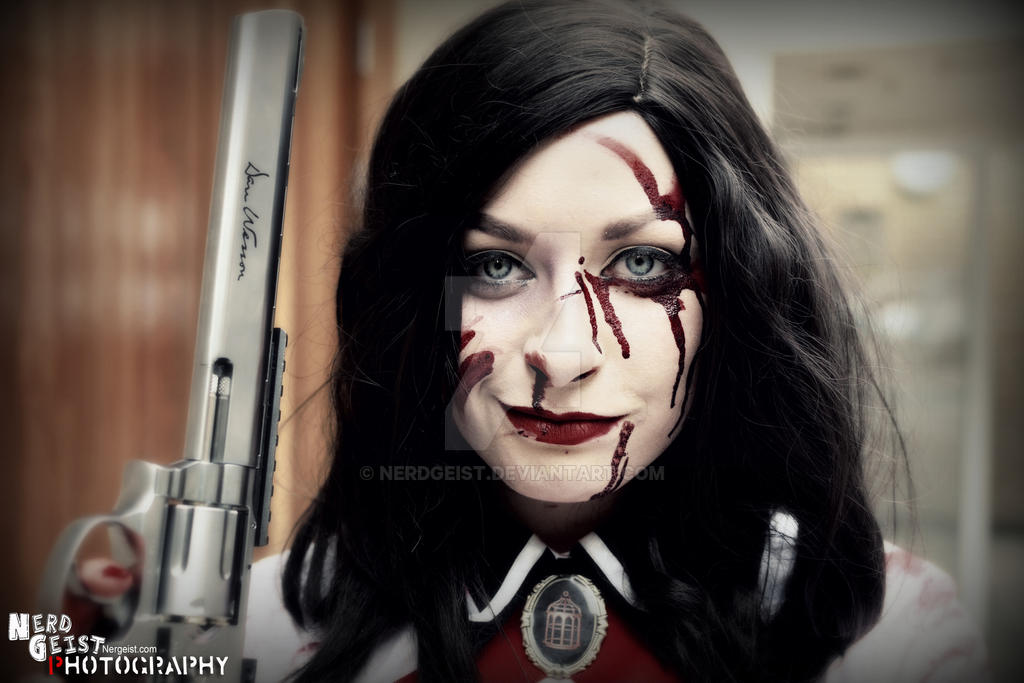 Bioshock Infinite Cosplay at ArcadeCon 2014