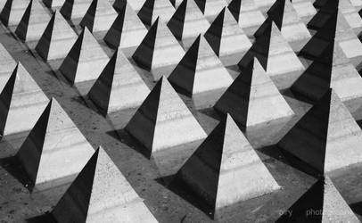pyramids by pirxlp
