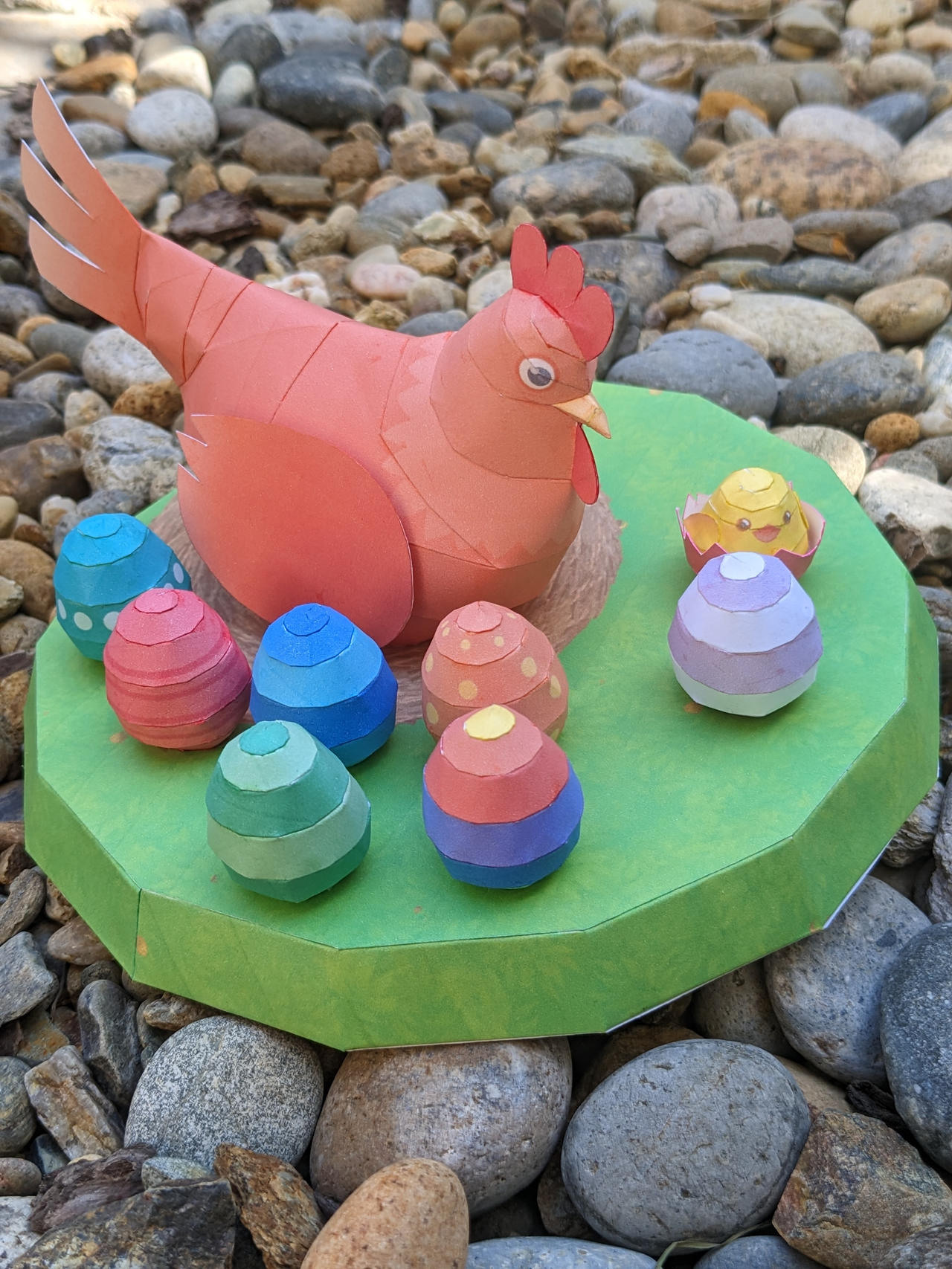 Easter Chicken papercraft by Amber2002161 on DeviantArt