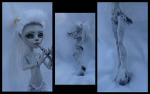 monster high repaint WINTER FAUN ghoulia 4