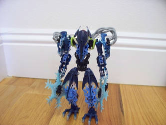 Bionicle MOC: Tau