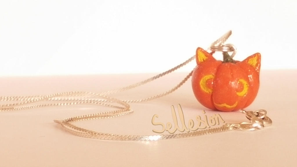 Pumpkin Kitten Necklace