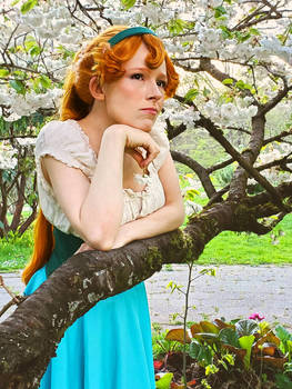 [Thumbelina Cosplay] I'm never getting home...