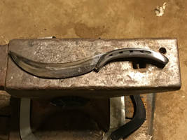 Horse shoe handle knife