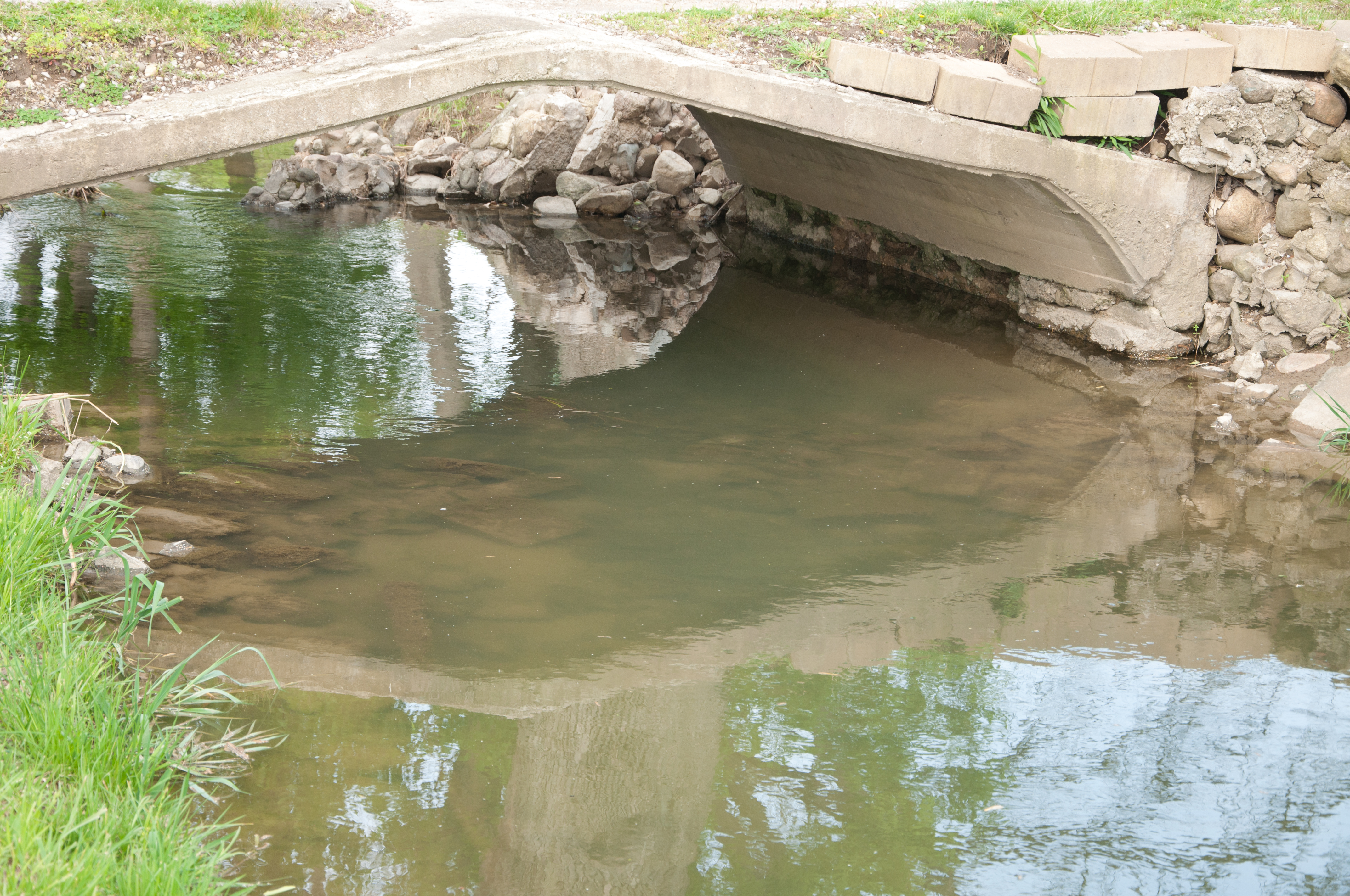 Water underneath the bridge