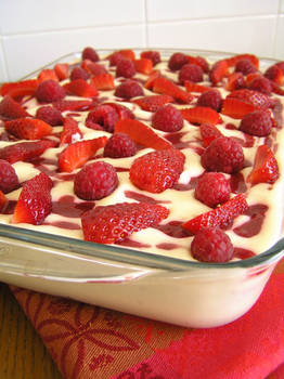 Red Berries Tiramisu