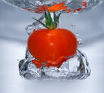 Tomato Splash 2 by daishi100