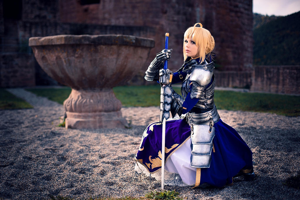 Fate/Stay Night - Saber 'Gift Version' V by Calssara