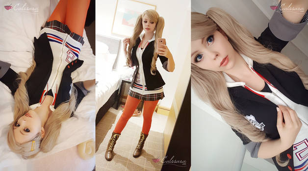 Persona 5 - Ann Takamaki selfies