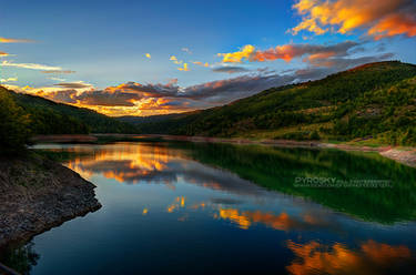 Zlatarsko jezero