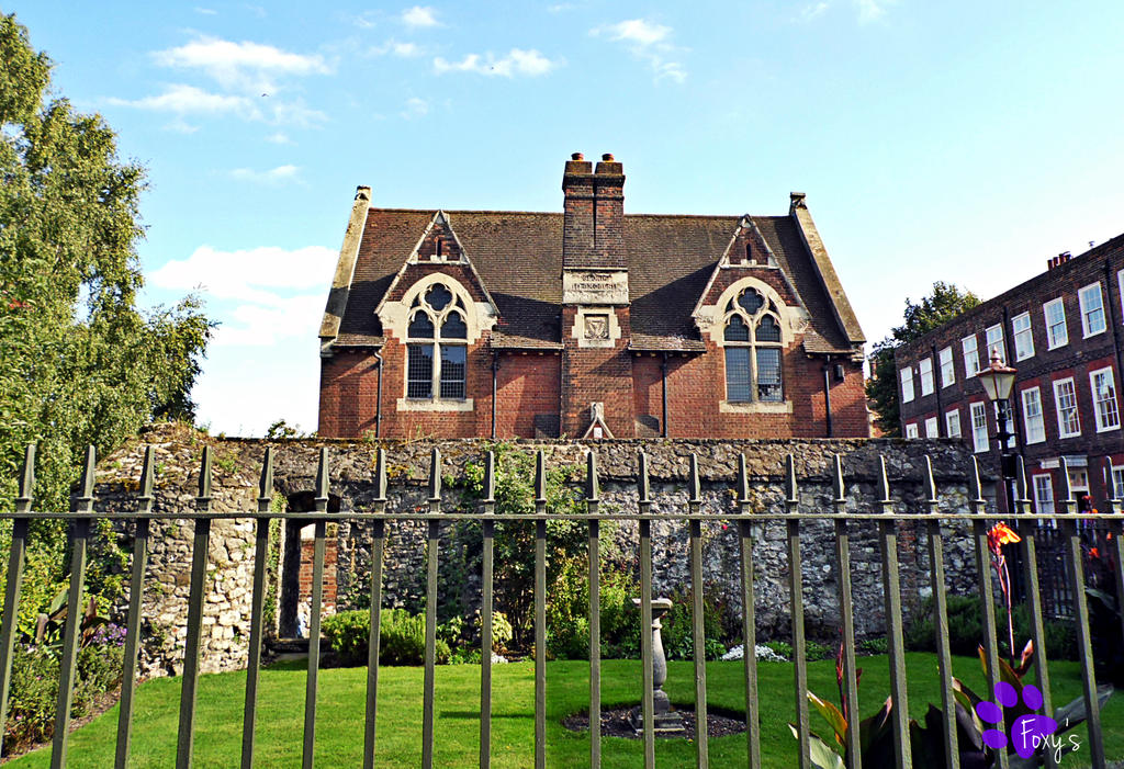 Rochester Buildings 002 (20.09.13)