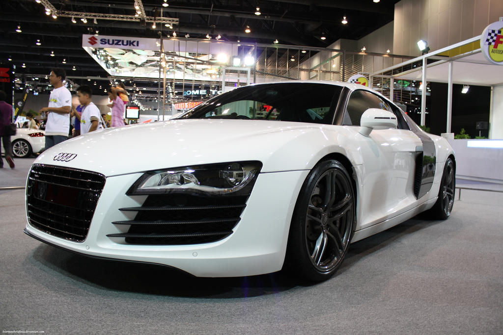 All White R8 Audi R8 white by KvornanTheLafesta on DeviantArt