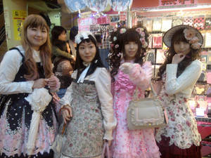 Lolitas in Harajuku~