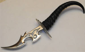 piercework blade with horn