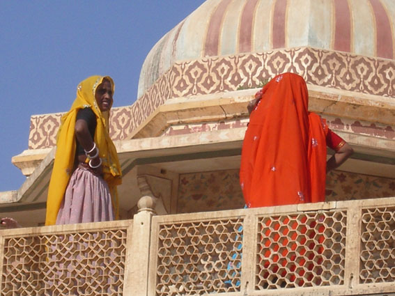 yellow and red at amer fort