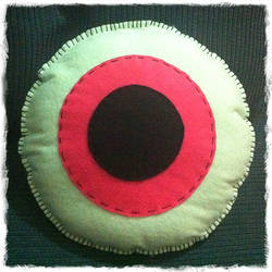 Eyeball cushion