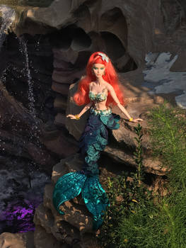 GlamourOZ Dolls Elizabet Bizelle, cosplay as Ariel