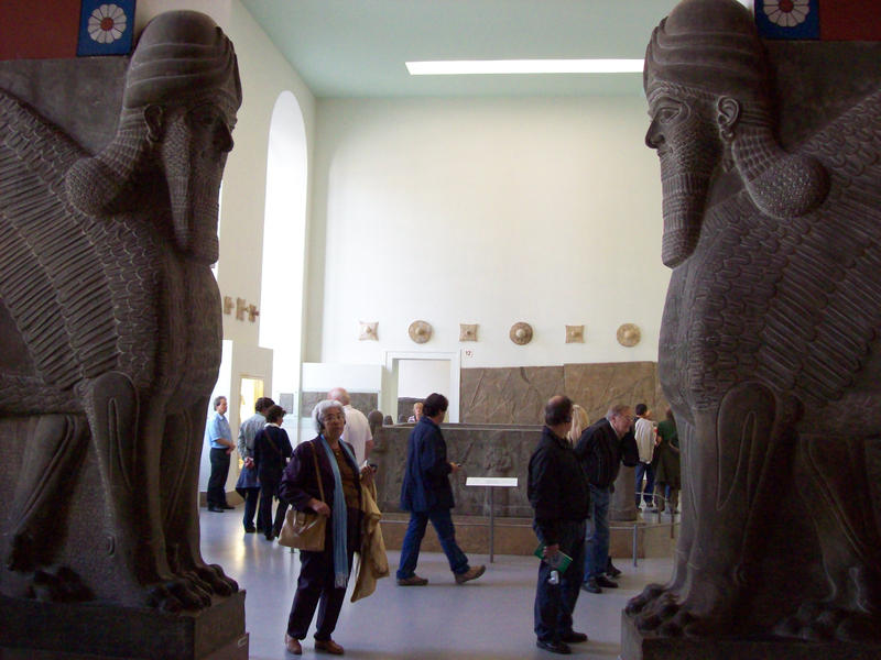 Statue 09 - Babylonian