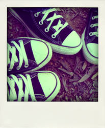 converse kids.