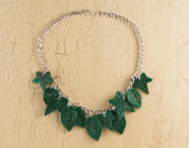 Leafy necklace