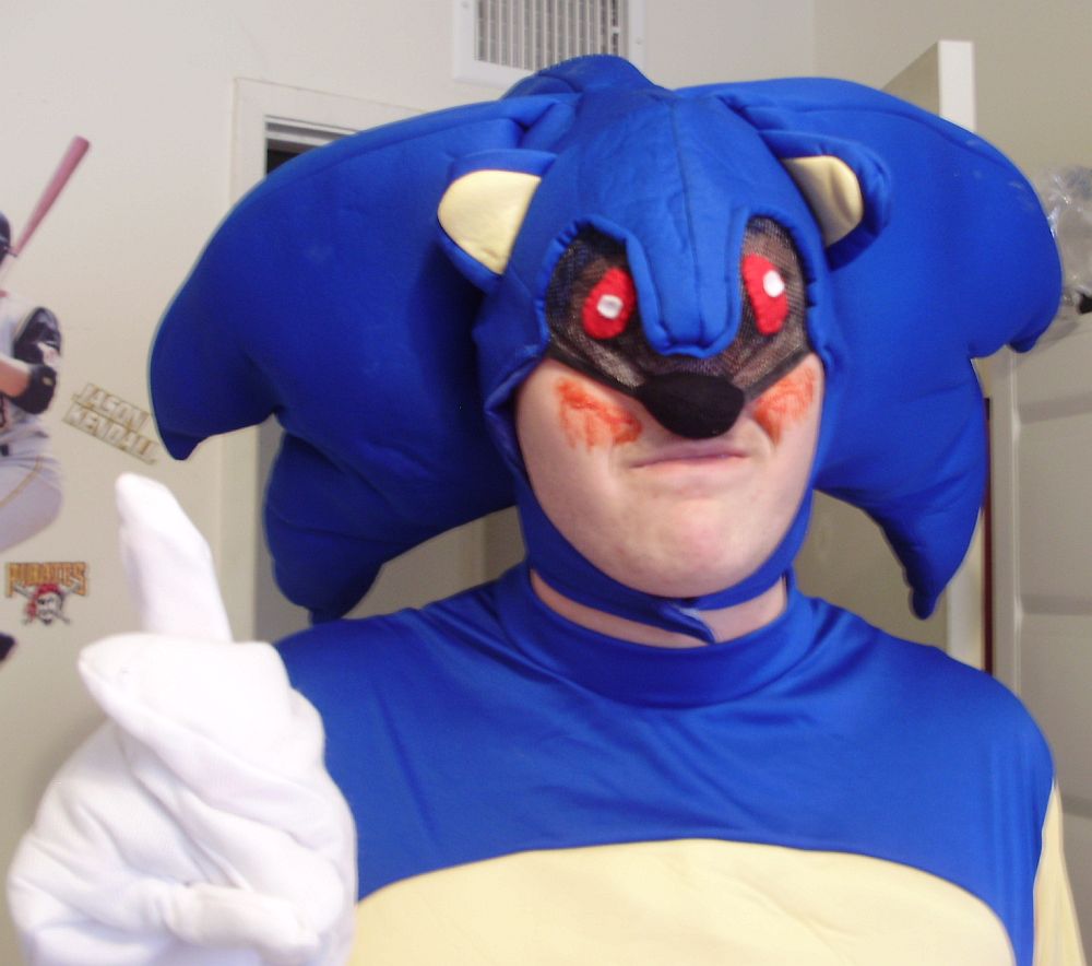 Sonic.EXE Costume Info. 