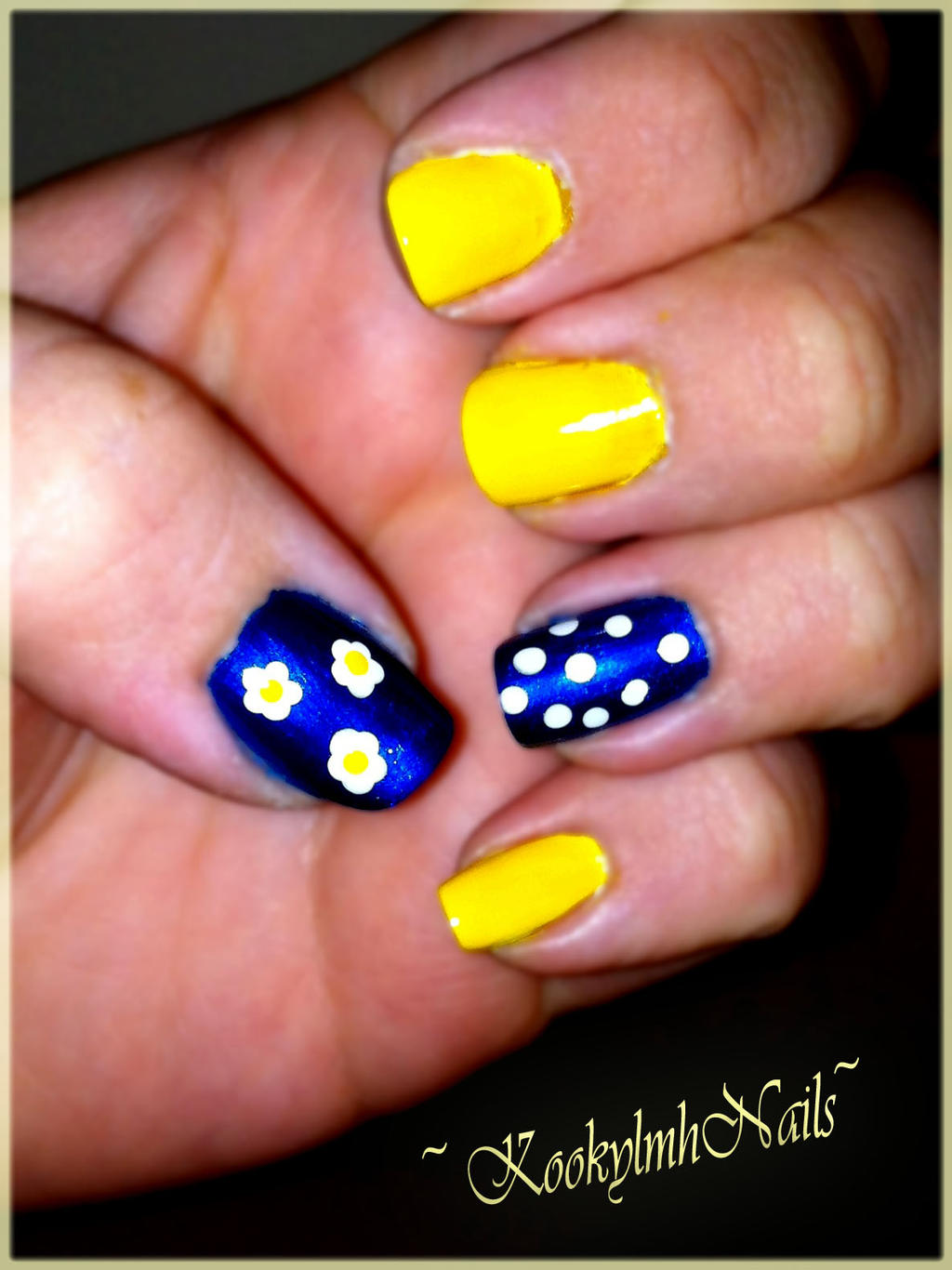 Blue Daisy Nails By Kookylmhnails On Deviantart Blue Daisy Nails By Kookylmhnails On Deviantart