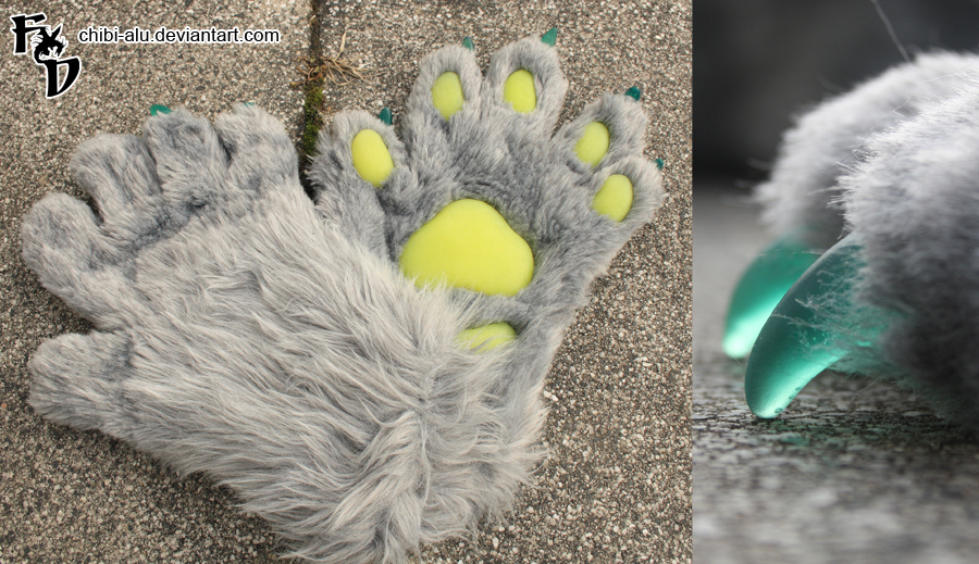 Ludo Handpaws