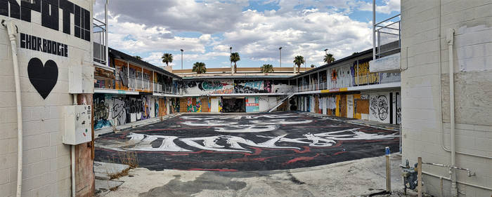 Vacant Motel / Las Vegas NV / 2017