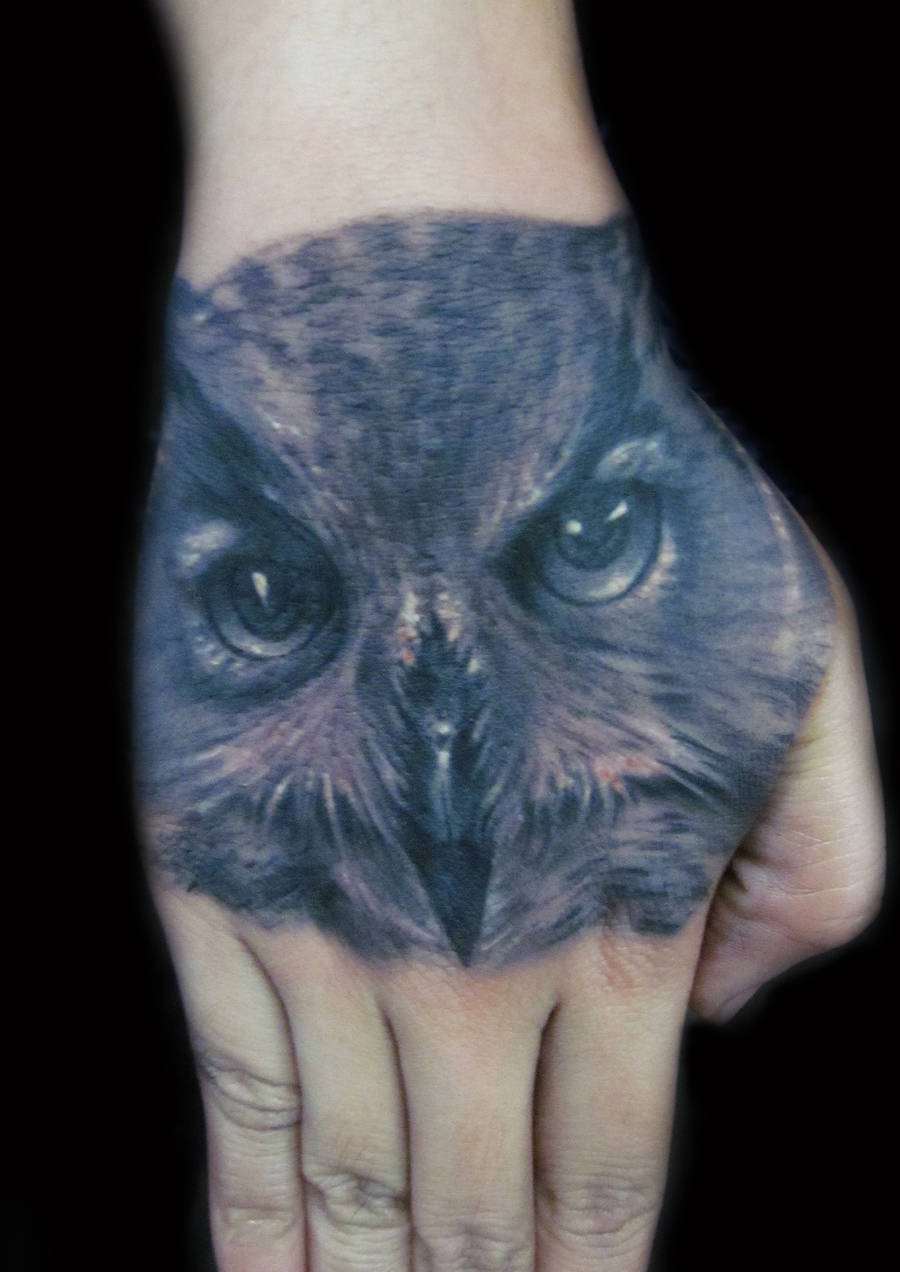 Owl Tattoo on hand by hatefulss