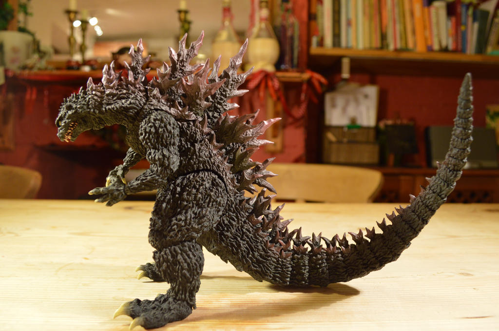 S.H Monsterarts Godzilla 2000 (1/15)