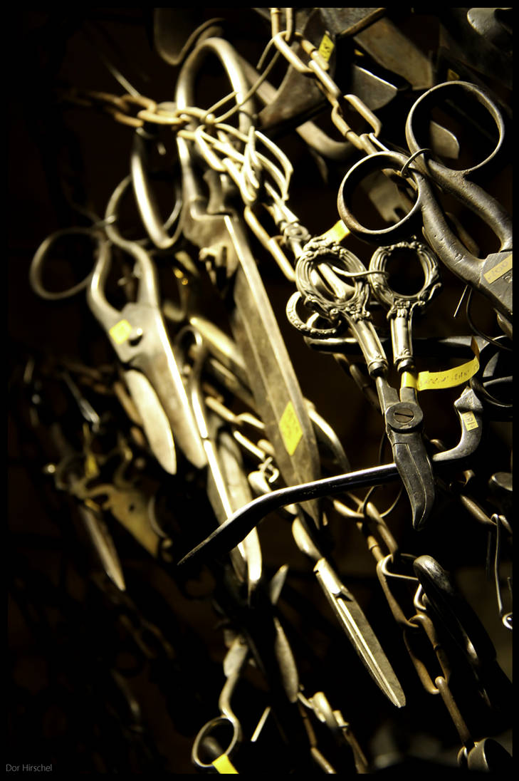 Scissors by DorHi on DeviantArt