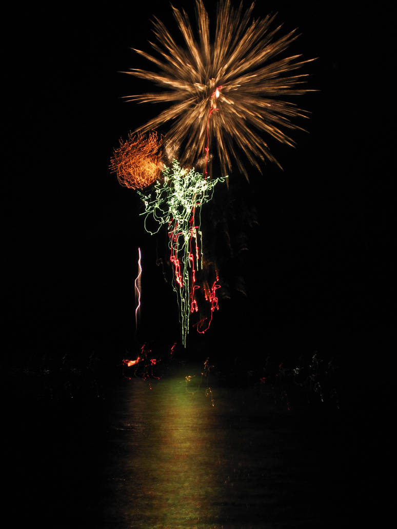 Firework Reflections by Know-The-Ropes on DeviantArt