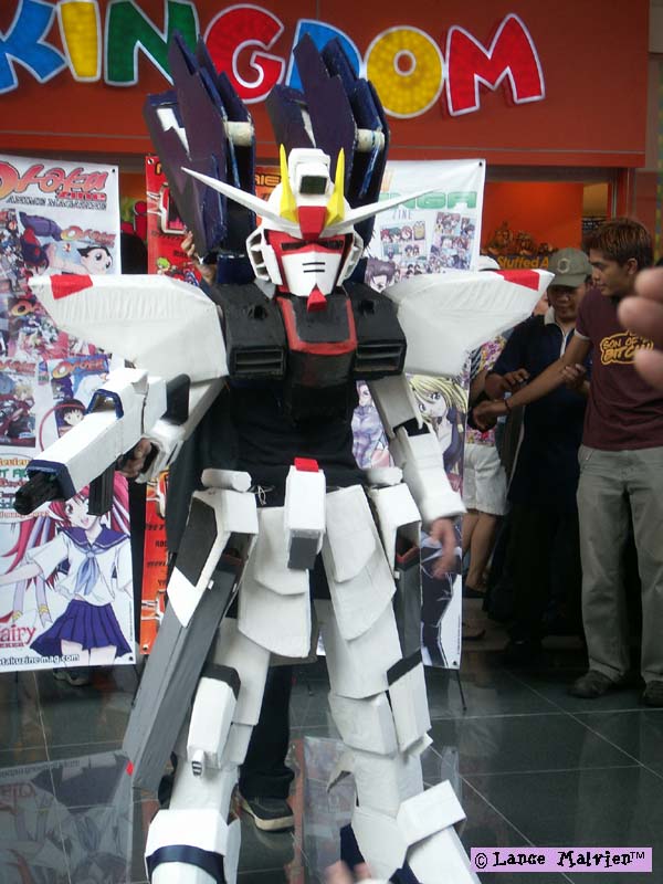 freedom gundam costume - beta