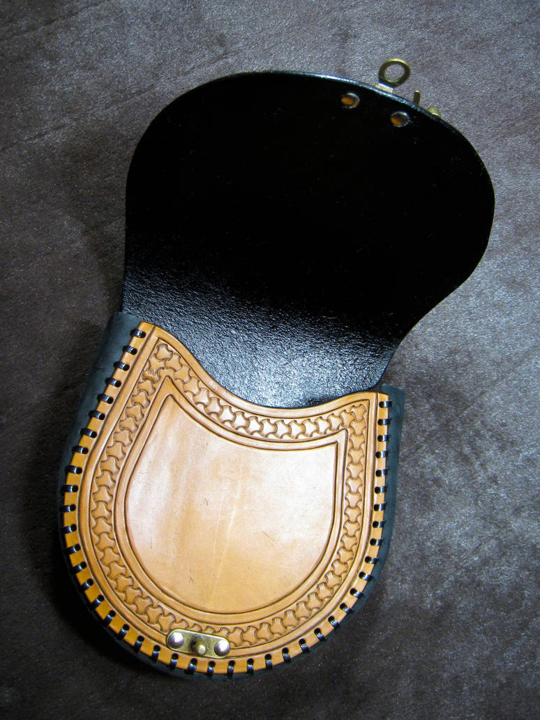 Leather Belt Pouch 05 by SMP70 on DeviantArt