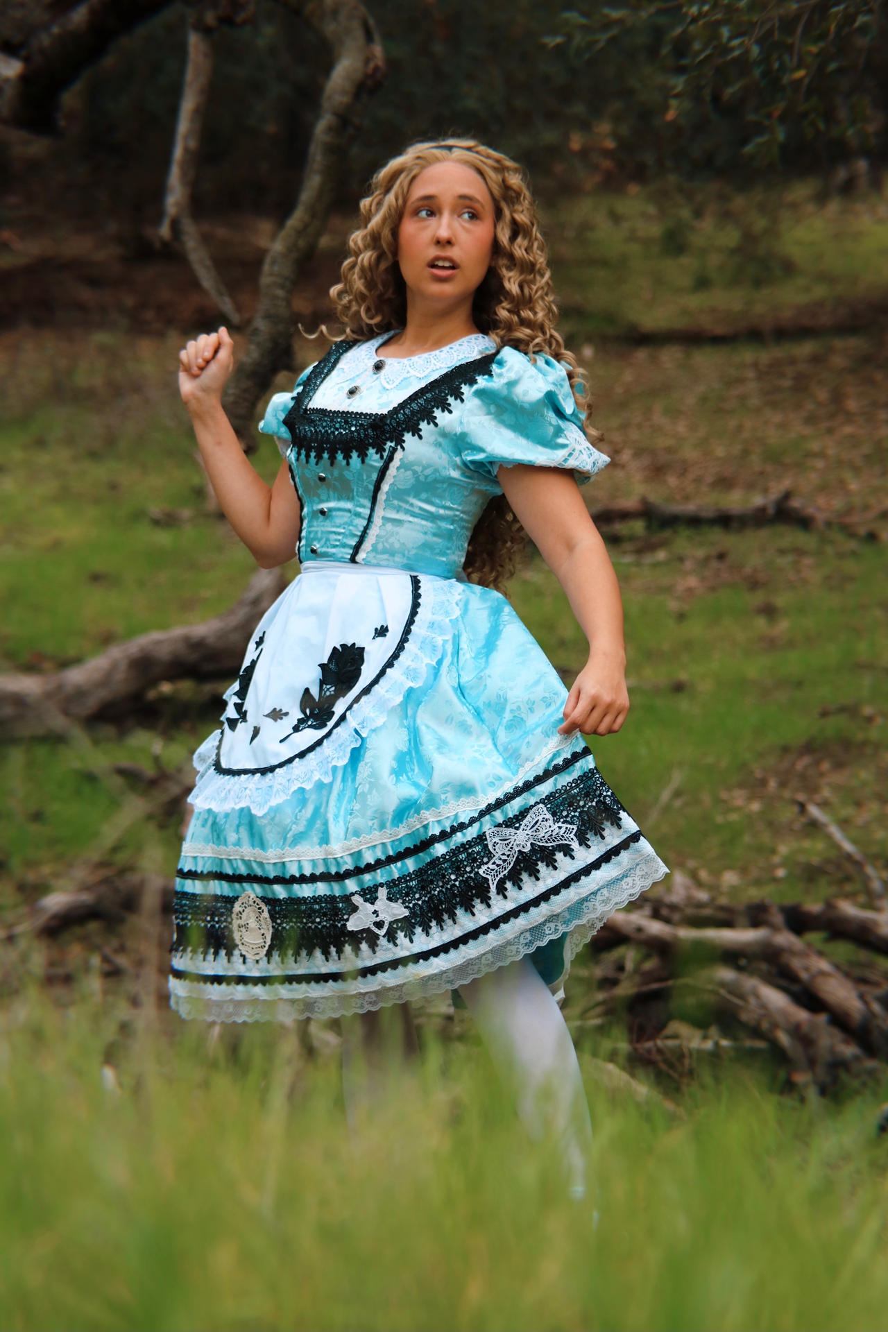Alice in Wonderland Cosplay by Camilla-cos on DeviantArt