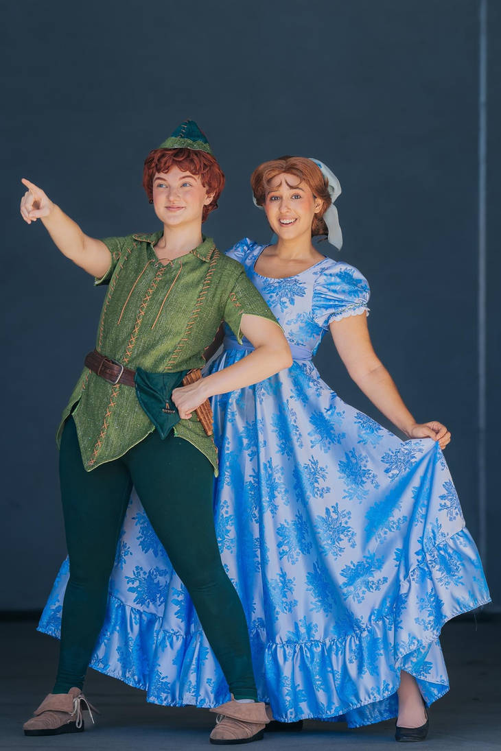 Peter Pan and Wendy Darling at Disney D23 Cosplay by TalesFromNeverland ...