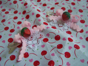 Lolita strawberry hairclips