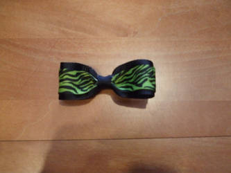 Zebra mini bow